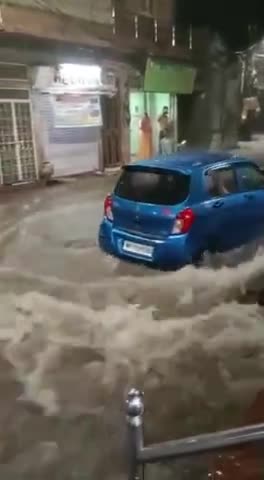 अब महंगे डीजल की जरूरत नहीं
कारे दौड़ने लगी हैं पानी पर

#jodhpur #news #rajasthan #tinwari #mathaniya #osiya