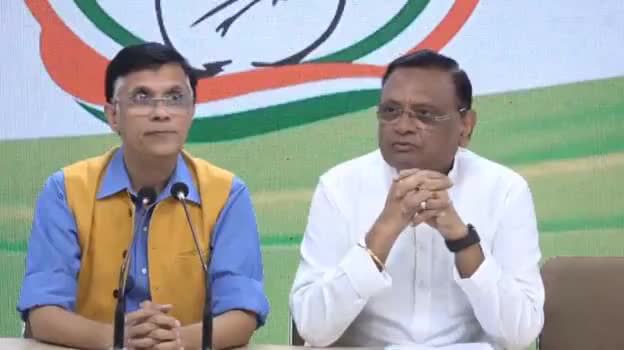 #हावड़ा में #कैश के साथ पकड़े गए #कांग्रेस के तीनों #विधायक पार्टी से #निलंबित!#खरीद #फरोख्त