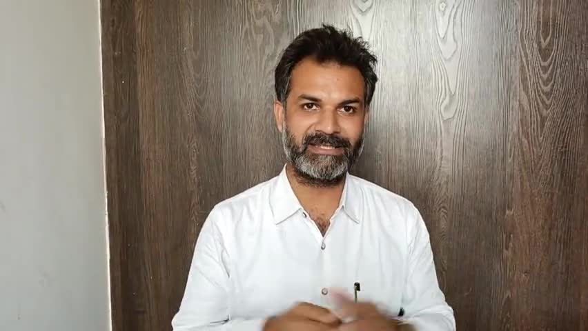 #MCSonipat के #मेयर श्री #NikhilMadaan जी से मिलकर #समस्याओ का शिकायत पत्र सौंपा ओर उनके जल्द से जल्द #निवारण की माँग की
