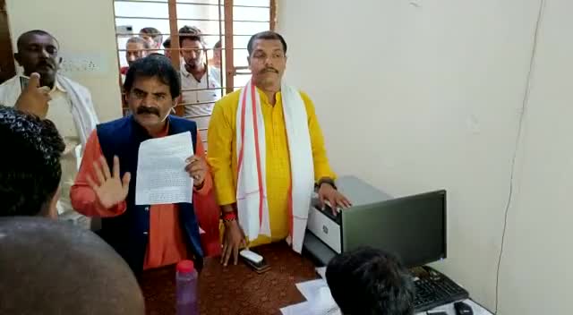 #पालीगंज में बिजली के हाहाकार के बाद आक्रोशित सामाजिक कार्यकर्ता ने SDO को दिया ज्ञापन, #विकास_आनंद