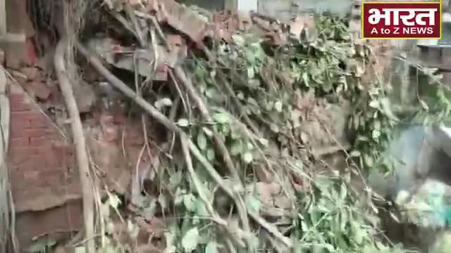 कानपुर: #कानपुर#सौ वर्ष पुराना मकान हुआ धराशाई