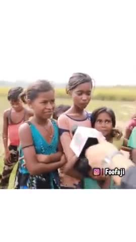 बच्ची को सुनिए! बिन मां बापू की बच्ची कैसे अपने दादा दादी और भाई बहन की देखभाल करती है.! #महीला #mahila #women #girl ❤️