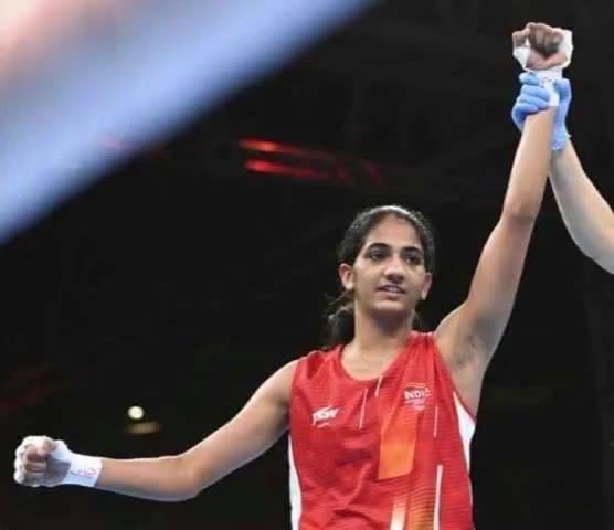 धाकड़ हरियाणवी पंच!

#CommonwealthGames में हरियाणा के लाडले मुक्केबाज अमित पंघाल और नीतू घनघस पाल  निकिता जरीन को स्वर्ण