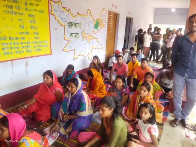#सरस्वती देवी चुनी गई #आंगनबाड़ी केंद्र बलियापुर की नई सेविका। #एसडीपीओ, जिप, समिति, मुखिया प्रतिनिधि और ग्रामीण उपस्थित