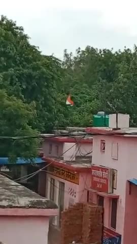 जालौन: kuthond sarkari hospital mein tiranga lehrata hua #har ghar tiranga