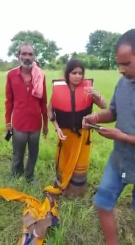 नटेरन: बेतवा पुल पर बही २६ वर्षीय महिला को सुरक्षित  डूंड लिया #ganjbasoda #ganjbasoda #nateran