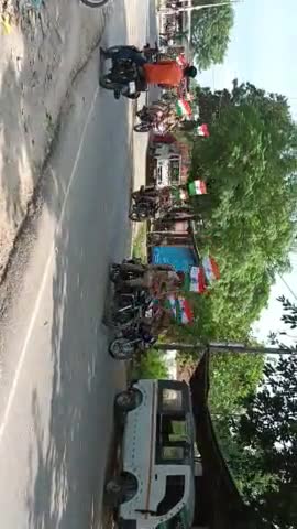 #आजादी_का_अमृत_महोत्सव के उपलक्ष्य में #HarGharTirangaAabhiyan के अन्तर्गत चौकी काजीकमालपुर पुलिस बल के साथ तिरंगा यात्र