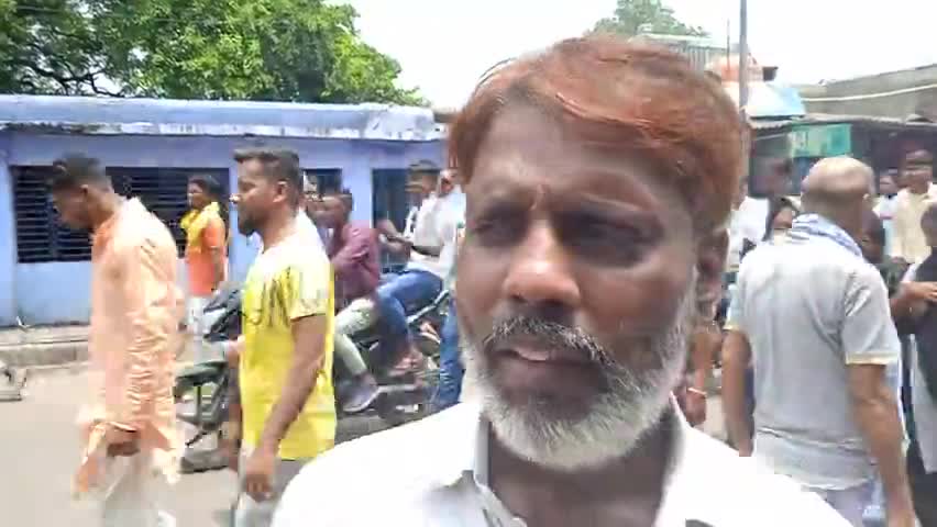#आज़ादी_गौरव_यात्रा
#धनबाद_लोयाबाद
मंहगाई, बेरोजगारी एवं देश के सामने चुनौती के रूप में जो समस्याओं पर हमलोग खुली बहस चाहते हैं और उसका निदान चाहते हैं।