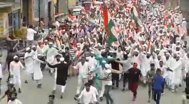 अमरोहा: अमरोहा जामा मस्जिद और मदद फाउंडेशन की तिरंगा यात्रा #amroha #amrohanews #75thindependenceday