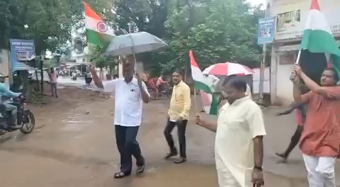 आजादी का अमृत महोत्सव : विश्व हिन्दू परिषद बजरंगदल द्वारा मनाया गया अखंड भारत संकल्प दिवस, निकाला गया तिरंगा यात्रा, तिरंगामय हुआ नगर का माहौल 
 #vhp