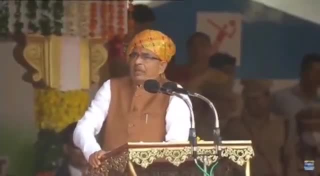 हमने फैसला किया है कि 1 साल के अंदर एक लाख सरकारी पदों पर भर्तियां की जायेंगी।
#स्वतंत्रतादिवस #IndiaAt75