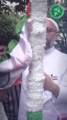 On the occasion of #IndependenceDay Barrister Asaduddin Owaisi hoisted the national flag in  different parts. #IndiaAt75

#aimim #asaduddinowaisi #75thindependenceyear   #independenceday #owaisi #india  #politics #trendi