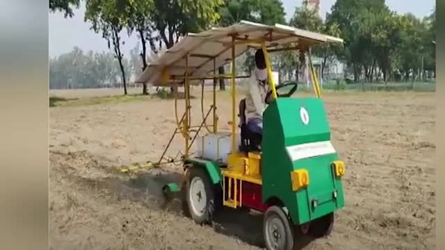 सौर ऊर्जा से चलने वाला ये कृषि यंत्र है मल्टीटास्कर, होगी पैसे और मेहनत की बचत

#solarpower #Solareprimemovermachine