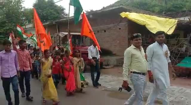 चरखारी:#एबीवीपी #परिषद_की_पाठशाला बनी राष्ट्रवाद की पाठशाला, पाठशाला के बच्चो ने भारत माता के जयकारे लगाए