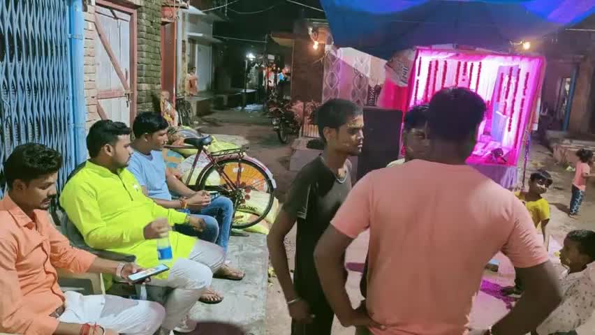 रूधौली विधानसभा क्षेत्र के #नगर_पंचायत_भानपुर में श्री आशीष अग्रहरी जी ,शनि सोनी के यहां पावन पर्व श्री कृष्ण जन्माष्टमी के कार्यक्रम में शामिल होते हुए।

                      आपका #जितेन्द्र_यादव
                           जिला सचिव
