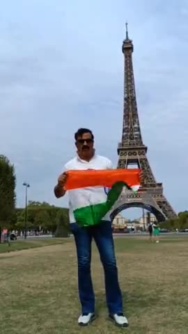 Tiranga Ko Lehraya Eiffel Tower, Paris, France Me!!!! Jai Hind..🏆 🇮🇳

#IndoBoomerangAssociation
#Mowgli #JungleBook