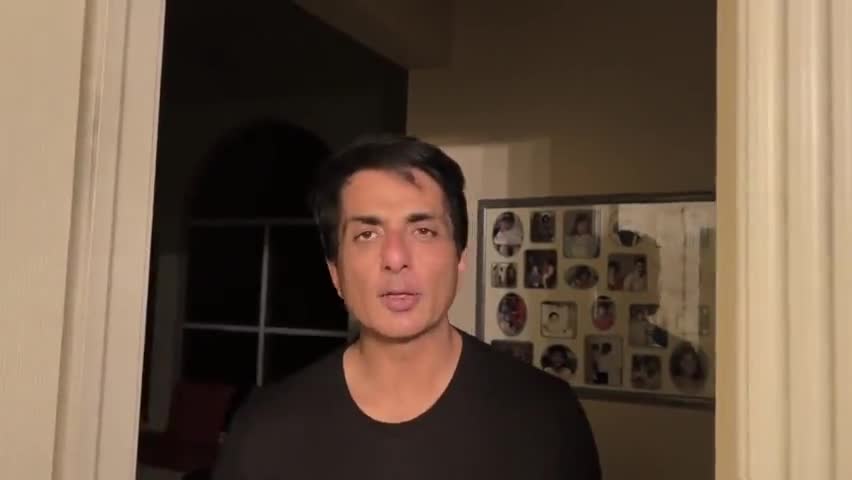 अभिनेता #SonuSood ने  रायपुर पुलिस को 'सुनो रायपुर' अभियान की शुरुआत करने दी बधाई