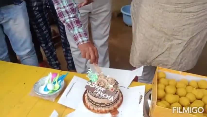 जींद: देखिए कैसे जींद के युवा साथी अपने जन्मदिन पर दे रहे मानवता की मिसाल। #अपनारोटीरथ #जयंतीमंदिर जींद ।
