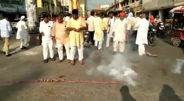 #भूपेन्द्र चौधरी के #भाजपा का #प्रदेश #अध्यक्ष बनने पर #भाजपा कार्यकर्ताओं के साथ पटाखा फोड़ #जश्न मनाया।