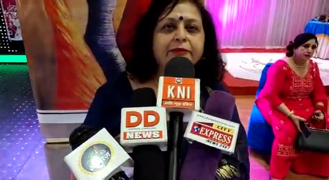 अलीपुर: रोहिणी में,"वक्त हमारा है" मंच पर हर वर्ग की महिलाओं ने नृत्य गायन, #womensupportingwomen