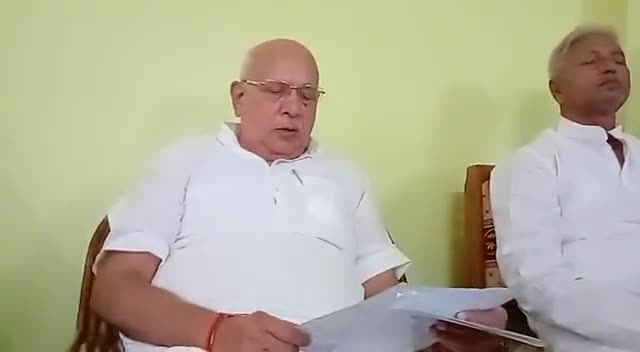 #कृषि मंत्री #सूर्यप्रताप शाही के साथ #पत्रकार वार्ता में।बोले मंत्री #प्रधानमंत्री मोदी की लगातार बढ़ रही #लोकप्रियता