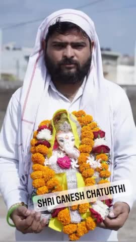 आज श्री #गणेश_चतुर्थी के पावन एवं पवित्र अवसर पर आप सभी को बहुत-बहुत बधाई ...🌹🙏
हन्नी रैना हल्का अंबाला