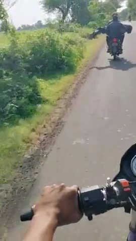 #सीहोर में एक युवक की नदी में डूबने से मौत हो गई। युवक के शव को मोटरसाइकिल पर रखकर ले जाना पड़ा।