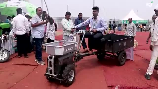देश के छोटे किसानों के लिए Sukoon Solutions का बड़ा तोहफा

#SukoonSolutions #ElectricPowerTillerMachine #PowerTiller