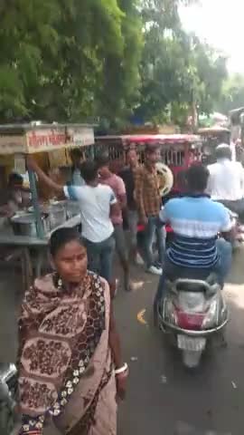selling iligal gutka cigrette opp chacha nehru hospital n school Geeta colony #delhipolice #eastdelhinews
