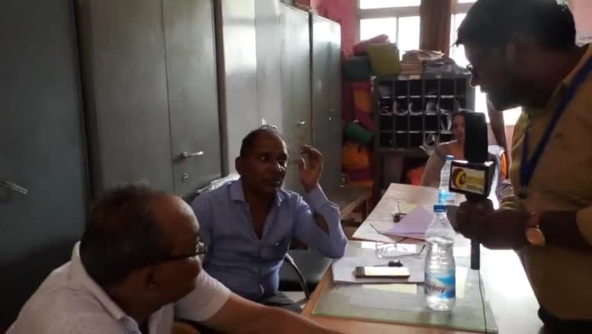 गुटखा छाप कर्मचारी #shorts  #paanmasala #bolojubankesari  #news30live
