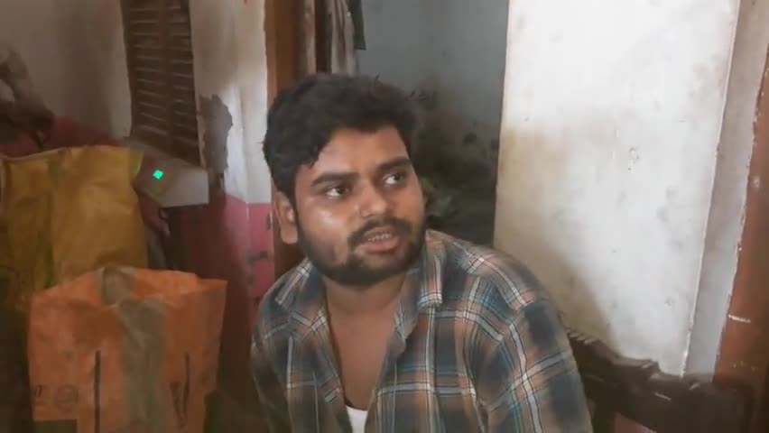 विकास खण्ड तुलसीपुर के जद्दापुर में कोटेदार द्वारा गल्ला कम देने की शिकायत#कोटेदार# राशनकमदेना#पूर्ति निरीक्षक तुलसीपुर