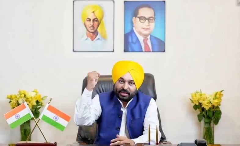 #TeachersDay पर शिक्षकों को AAP की Bhagwant Mann सरकार का बड़ा तोहफ़ा 🎁📚

1️⃣8736 Contractual शिक्षक Regularise किये गए
2️⃣Govt College और University में 7th Pay Commission लागू