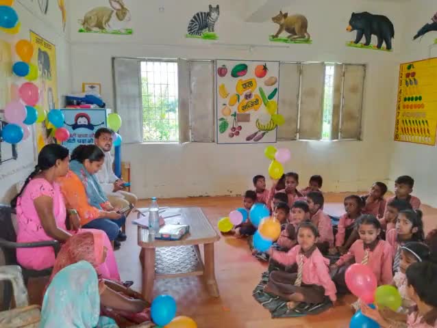 #शिक्षक_दिवस 
अमेठी जनपद के सभी नंद घरों पर शिक्षक दिवस मनाया गया। 
#नंद_घर
#अमेठी #amarujalabtl2 #amethi_ki_t