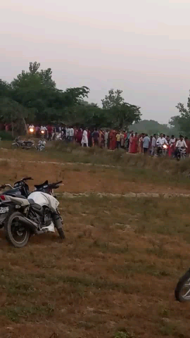 #आंवला के गांव में खाटू श्याम में आज  लोगो ने एकादशी को किया दर्शन