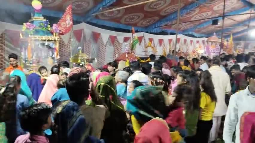 आरोन में डोल ग्यारस के पर्व पर  भव्य भजन संध्या एवम मेले का आयोजन  स्रधालुओ की उमड़ी भीड़. #दिलीप वंशकार#