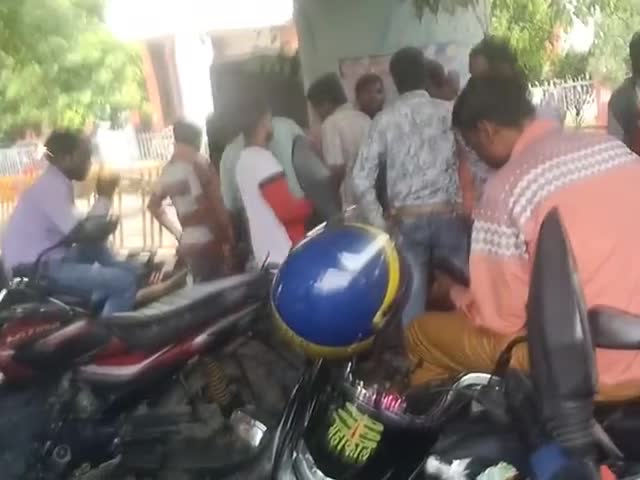 आज पूरी तरह से की गई #ola #rapito #uber की हड़ताल