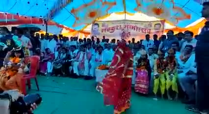 #सुरखी #विधानसभा #जैसीनगर अखिल भारतीय कुशवाहा महासभा के तत्वाधान में कुशवाहा समाज के आराध्य #लव_कुश_भगवान का जन्मोत्सव बड़े बाबा महादेव मंदिर ब्लॉक ग्राउंड जैसीनगर में आयोजित पूजा अर्चना कर कार्यक्रम की शुरुआत की