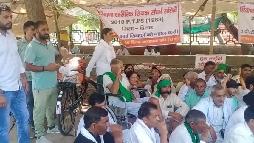 हिसार: किसान नेता कुलदीप सातरोड को न्याय दिलाने के लिए संयुक्त किसान मोर्चा हिसार बैठा अनिश्चितकालीन धरने पर #skm #hisar #news_