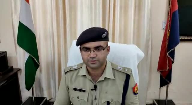 अमरोहा: बच्चा चोर गिरोह की घटनाओं की अफवाहों के संबंध में निकली फ्लैग मार्च, पुलिस अधीक्षक द्वारा दी गयी बाईट  #amrohapolice