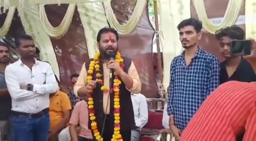 जिला पंचायत उपाध्यक्ष  भक्ति तिवारी के प्रथम नगर आगमन पर पलेरा नगर में किया गया तुलादान#भक्ति तिवारी#