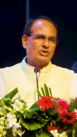 निज भाषा उन्नति अहै, सब उन्नति को मूल,...
#हिन्दी_दिवस