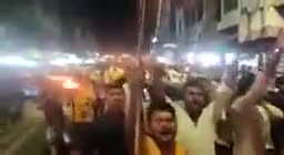 यूपी के इलाहाबाद विश्वविद्यालय में 400% फीस बढ़ाए जाने पर छात्रों का मशाल मार्च।

#Student #AllahabadUniversity