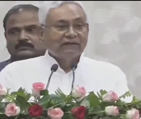 हर घर नल का जल योजना बिहार द्वारा शुरू की गई योजना है,  प्रचार के लिए इस पर भी लोग नजर जमाए थे। 
#HarGharJal #NalJalYojana #Bihar