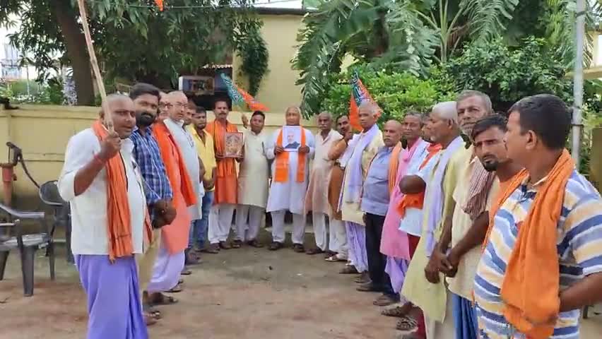 भारत के प्रधानमंत्री श्री नरेंद्र मोदी जी के 72वां जन्मदिन #लदनियाँ मंडल के पद्मा पंचायत भवन शक्तिकेन्द्र पर मनाया गया