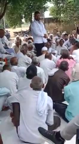 उतर प्रदेश #योगी बाबा जी की सरकार भूमि अधिग्रहण कानून के मुताबिक सर्किल रेट का 4 गुना मुआवजा किसानों को दें नहीं तो बड़ा आंदोलन होगा#चोला औद्योगिक क्षेत्र , सिकंदराबाद , बुलंदशहर। प्रमोद यादव