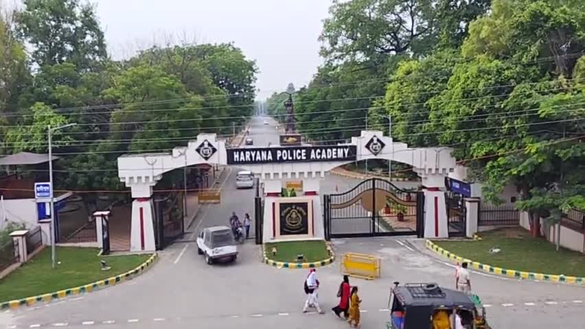 Haryana Police Academy में छत से गिरा पुलिसकर्मी | #graminbreakingnews #jantakiawaz #ravindersarpanch
