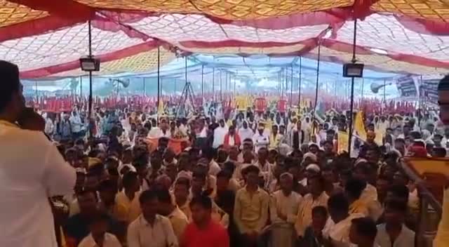 अब हवाएं ही करेंगी रोशनी का फैसला जिस दिए में जान होगी वह दिया रह जाएगा महापुरुषों के बलिदान दिवस पर न आज हमें पानी ना हवा कुछ नहीं रोक पाएगी हम मजदूर किसान के बेटे हैं #राजा शंकर शाह  रघुनाथ शाह बलिदान दिवस बहोरीबंद।