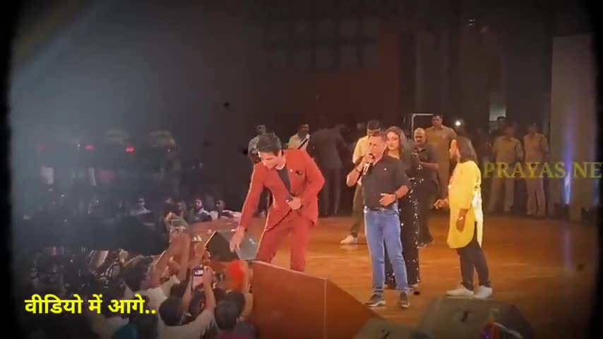 अचानक मंच के नीचे से Sonu Sood ने लिया गमछा, कहा एक बिहारी सब पर भारी |Sonu Sood Patna|
#sonusood #manishkashyap #patna