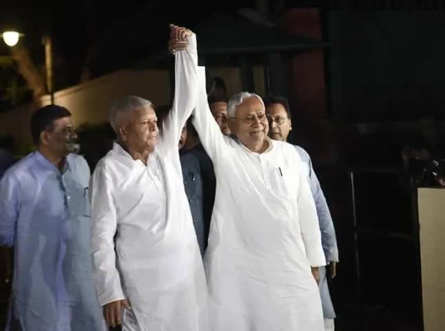 समाजवादी सोच #तीर निशान
मांग रहा है #हिंदुस्तान 

#2024_आयेंगे_नीतीश