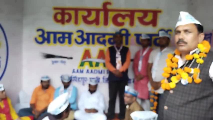 #उमरिया जिले के नगर पालिका परिषद पाली में रोड शो व सभा के माध्यम से प्रत्याशियों के लिए यूथ विंग प्रदेशाध्यक्ष व जिलाध्यक्ष ने मांगा समर्थन